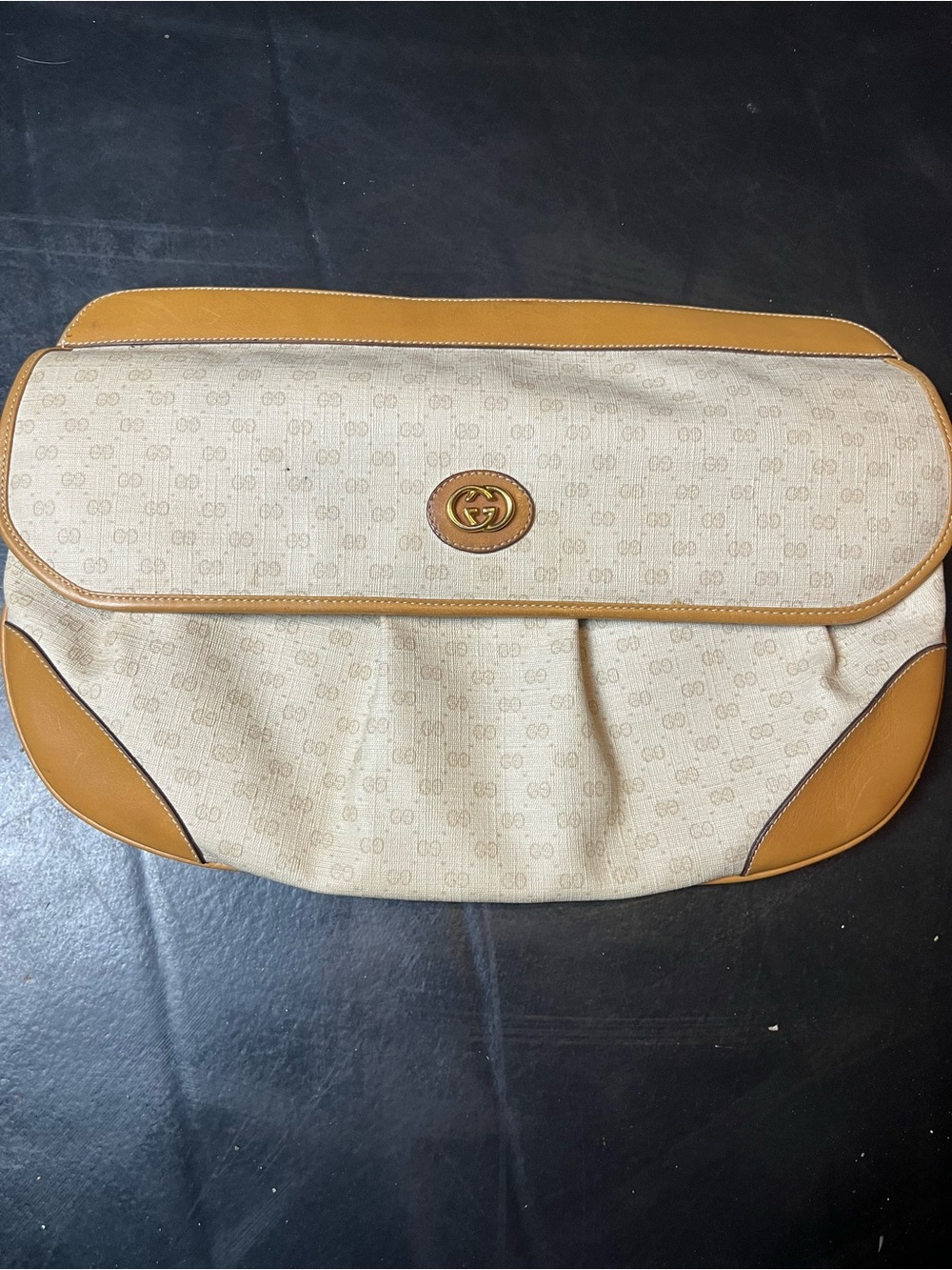 Vintage Gucci GG Monogram Interlocking Canvas Vintage Clutch Leather Handbag